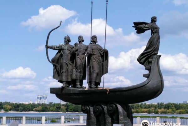 Kyiv monument